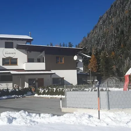 Auszeit Apartament *